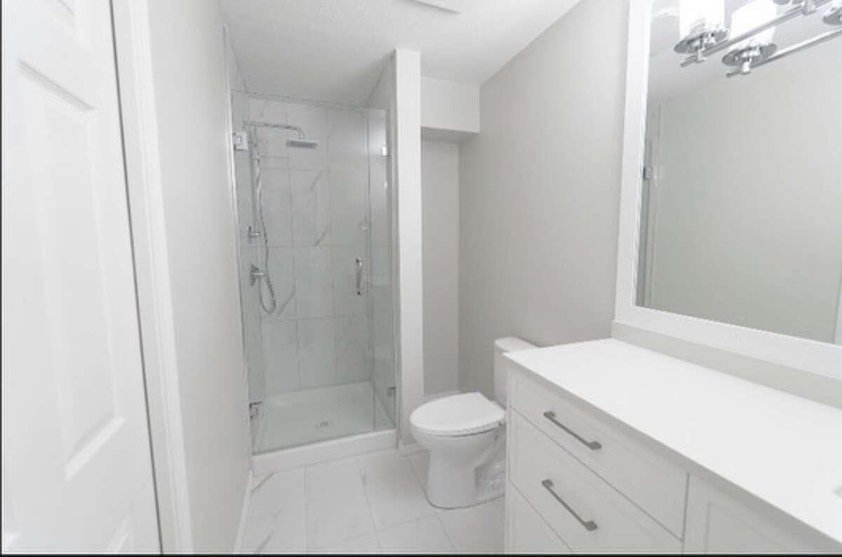 7070 207 STREET — photo 5
