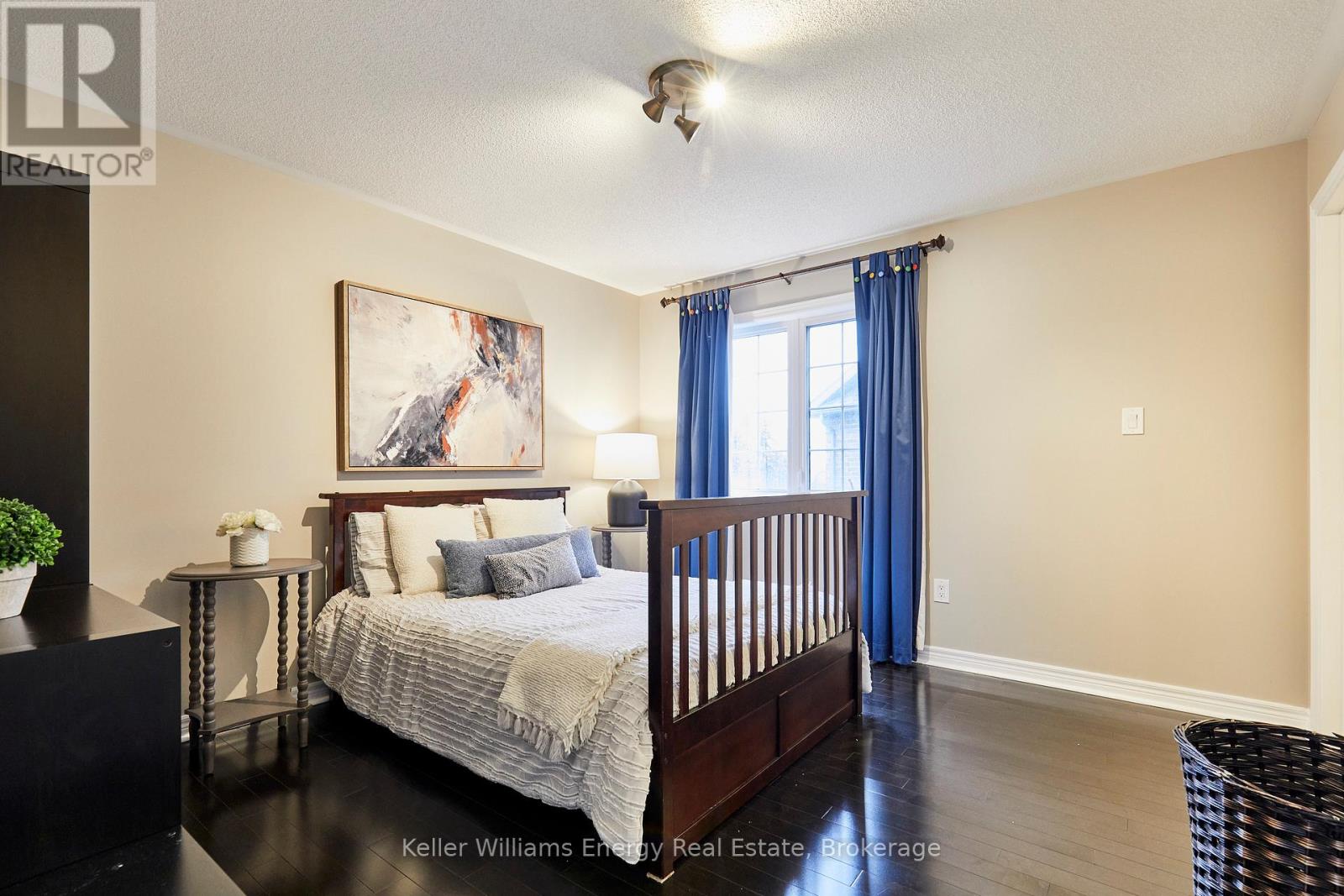 50 RUMBELLOW CRESCENT - 22
