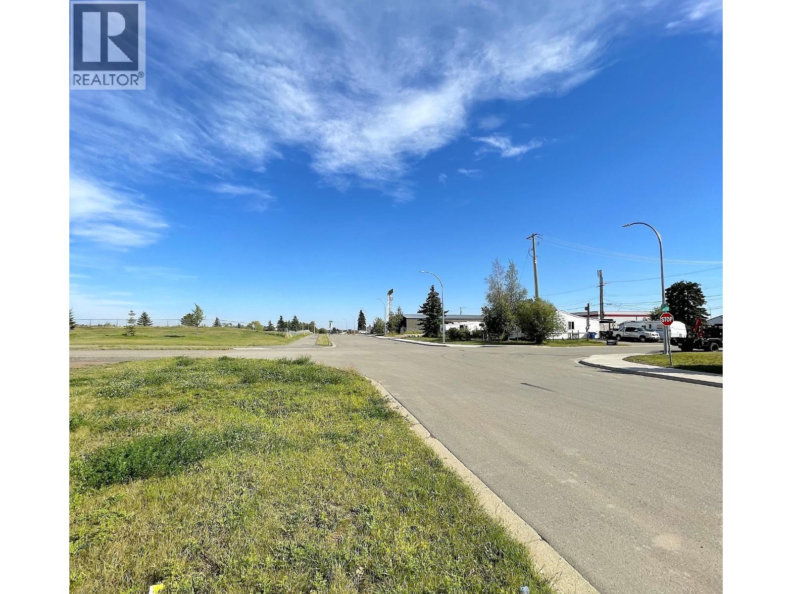 8804 101 AVENUE, Fort St. John