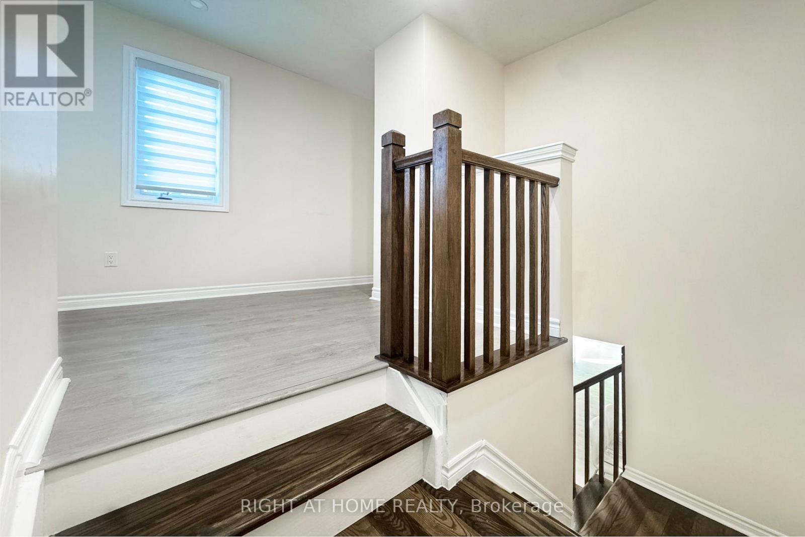3 Bed, 3 Bath House for Sale in Ottawa – 1053 PAMPERO CRESCENT, Ottawa – MLS# X13496576 - Image 24