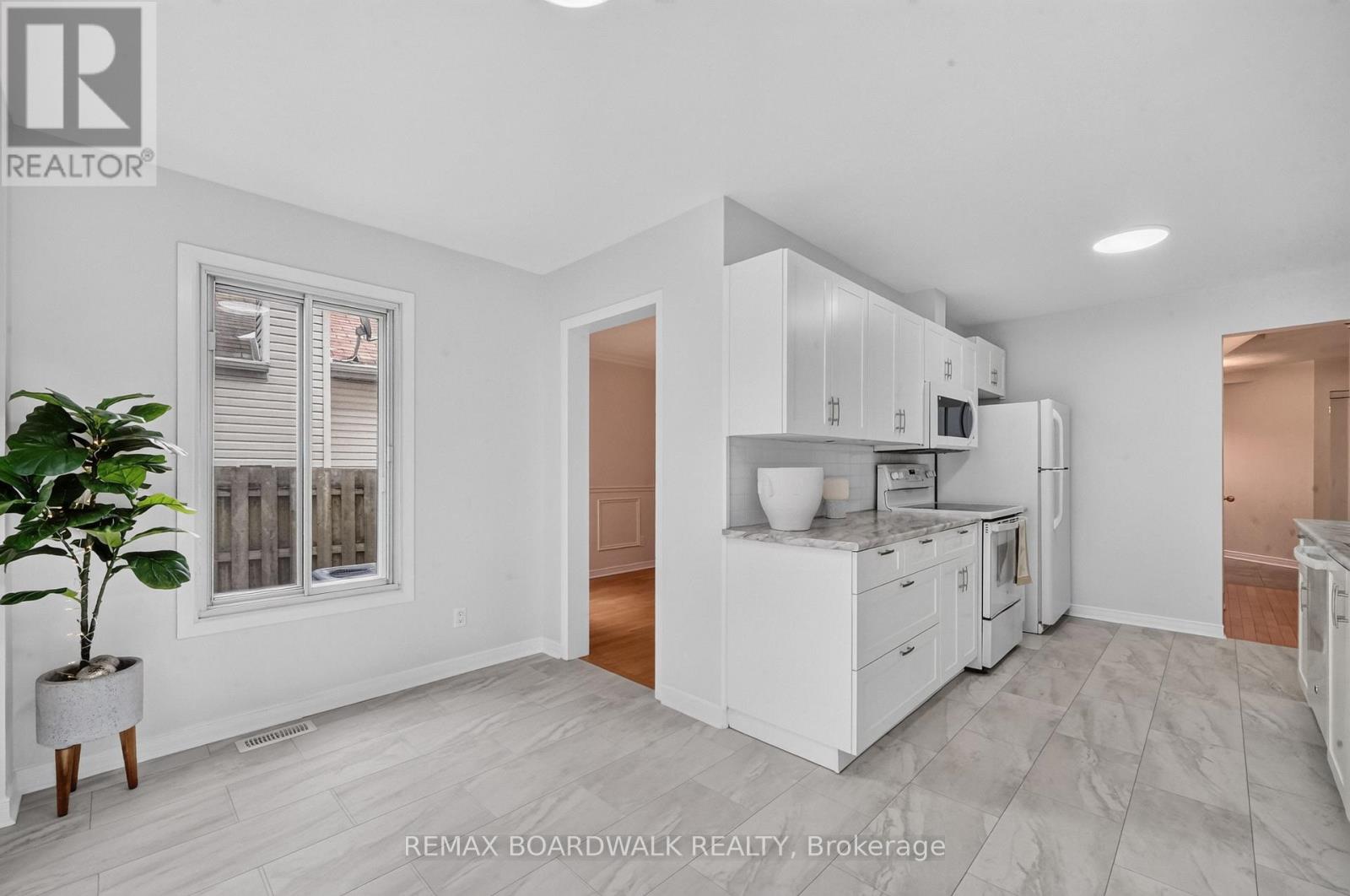 4 Bed, 3 Bath House for Sale in Ottawa – 735 CLEARCREST CRESCENT, Ottawa – MLS# X13496590 - Image 12
