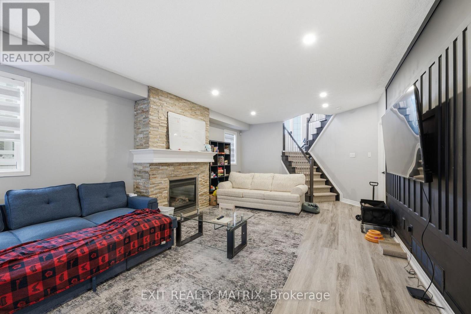 3 Bed, 2 Bath House for Sale in Ottawa – 1511 RUMFORD DRIVE, Ottawa – MLS# X13496602 - Image 7