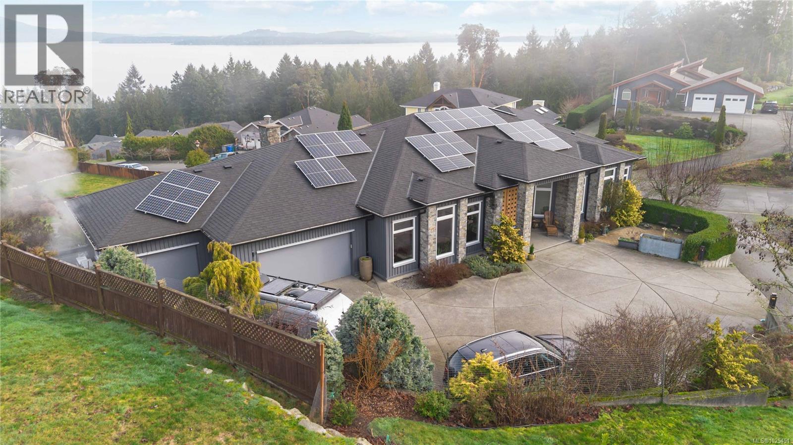 532 Sentinel Dr - 67