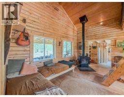17 Canyon Road, Haines Junction, YT Y0B1L0 Photo 14