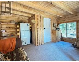 17 Canyon Road, Haines Junction, YT Y0B1L0 Photo 19