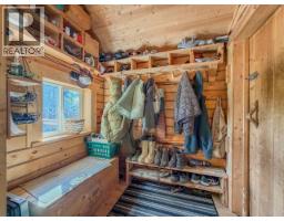 17 Canyon Road, Haines Junction, YT Y0B1L0 Photo 12