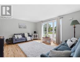 Living room - 106 Cedar Court, Chatsworth, ON N0H1G0 Photo 8