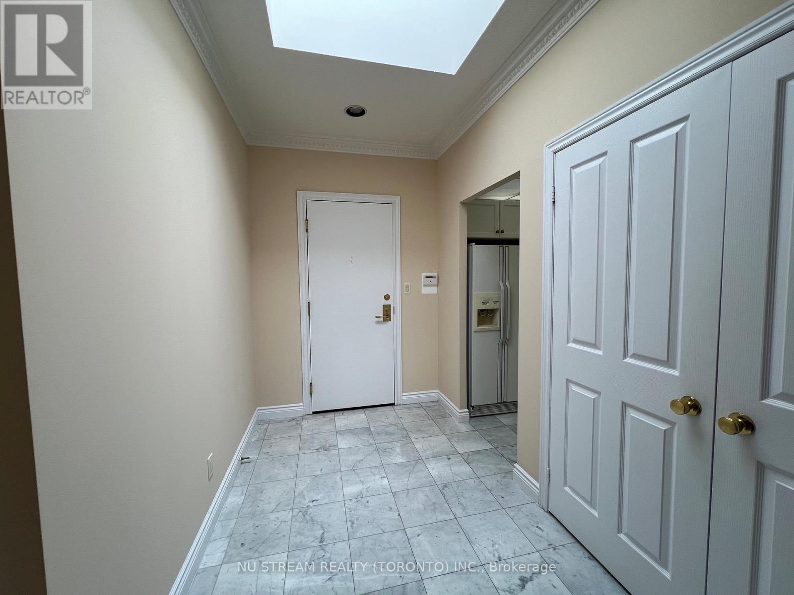 #PH10 3181 BAYVIEW AVENUE - 9