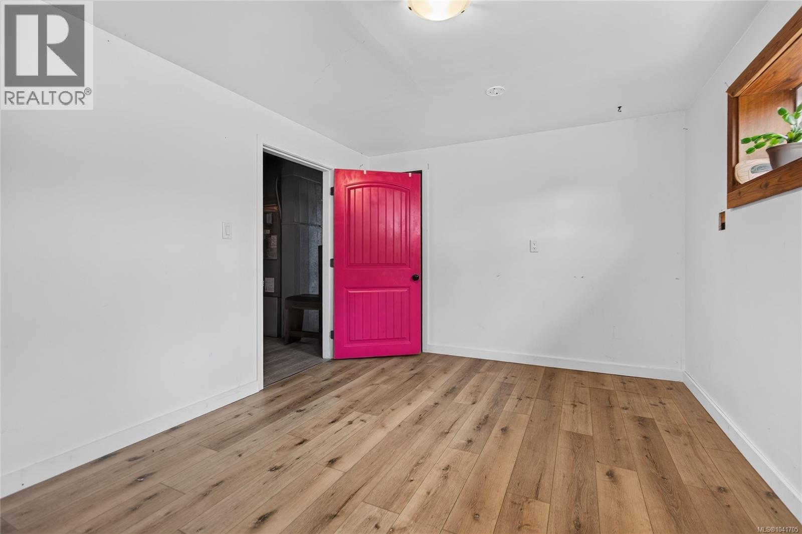 1929 Dogwood Dr - 28