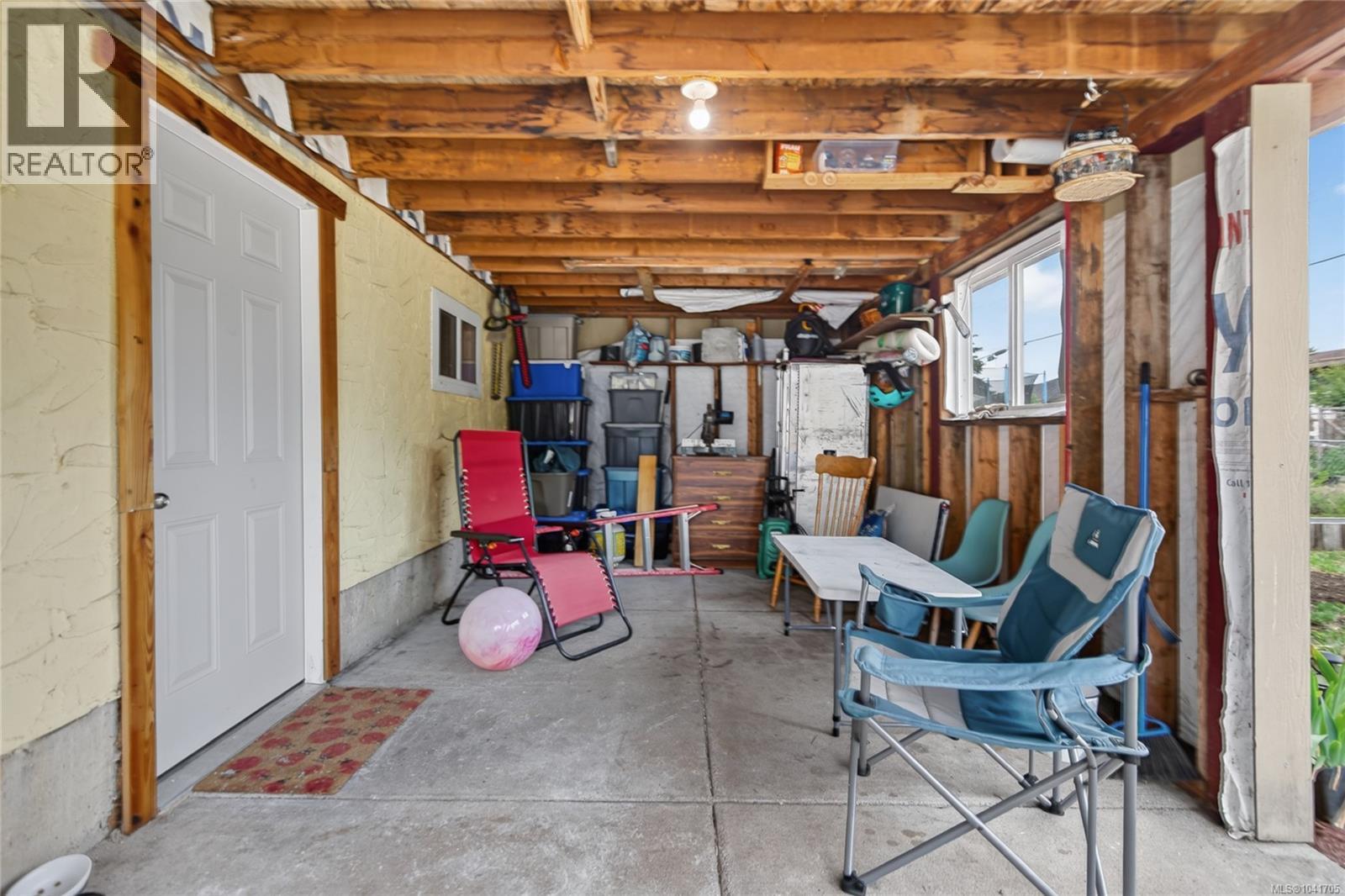1929 Dogwood Dr - 54