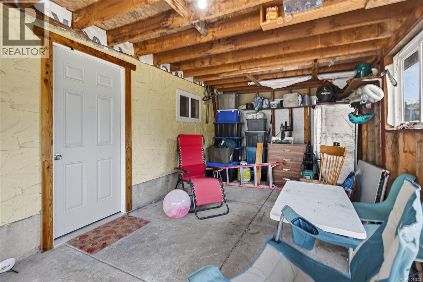 1929 Dogwood Dr - 55