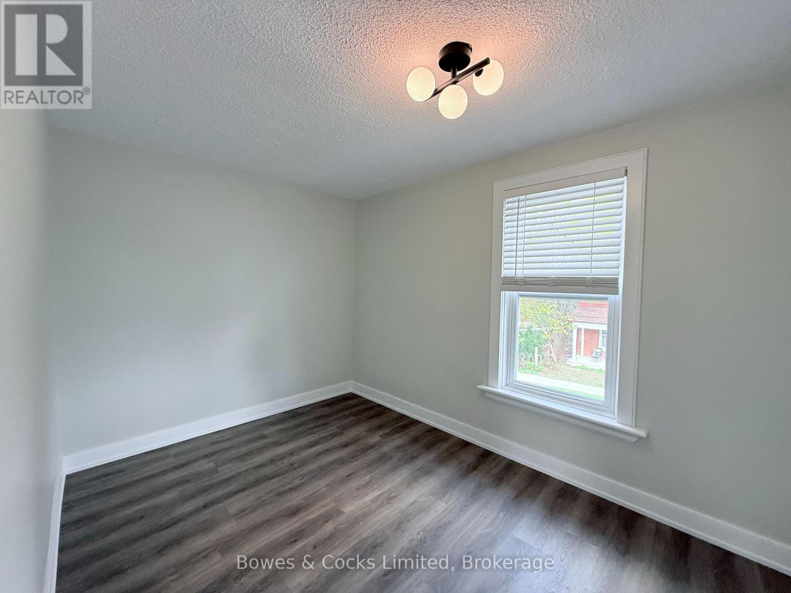 383-387 MARK STREET - 25