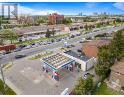 6199 Steeles Avenue W, Toronto, ON M9L2V1 Photo 6