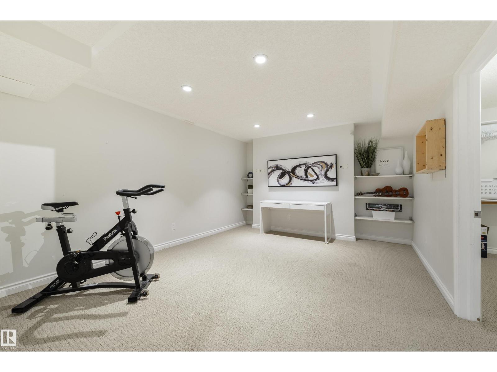 8917 162 ST NW — photo 31