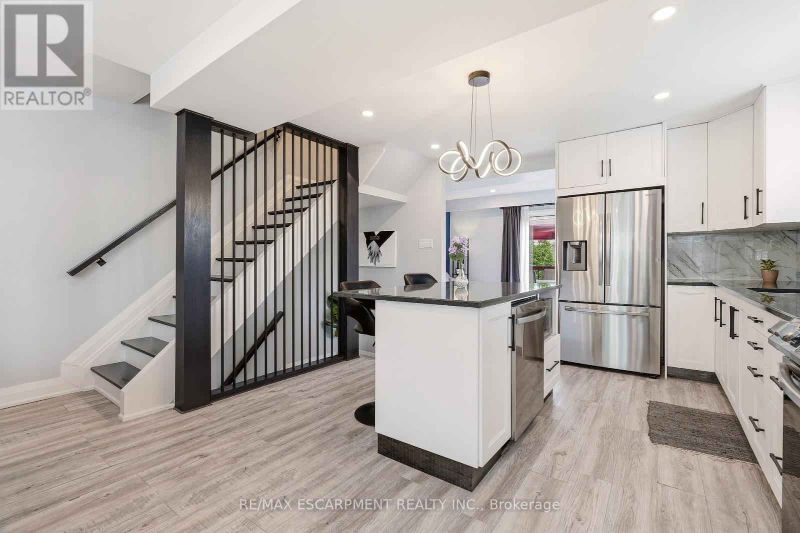 #12 130 LIVINGSTON AVENUE - 17
