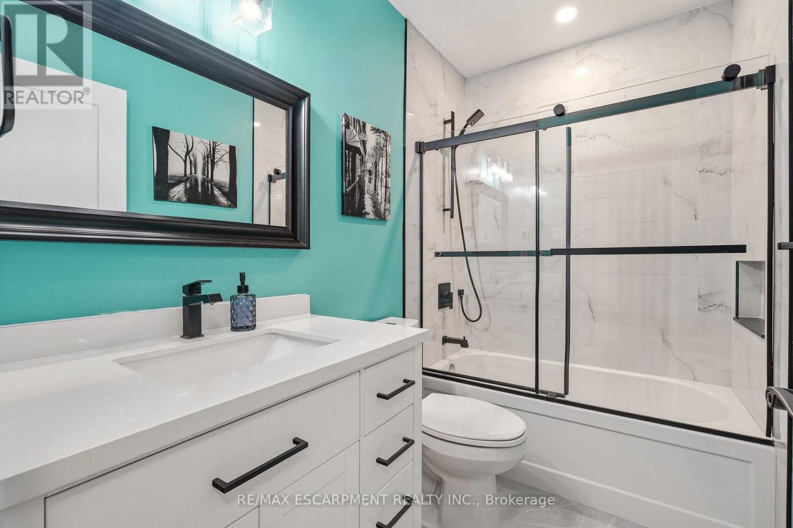 #12 130 LIVINGSTON AVENUE - 38