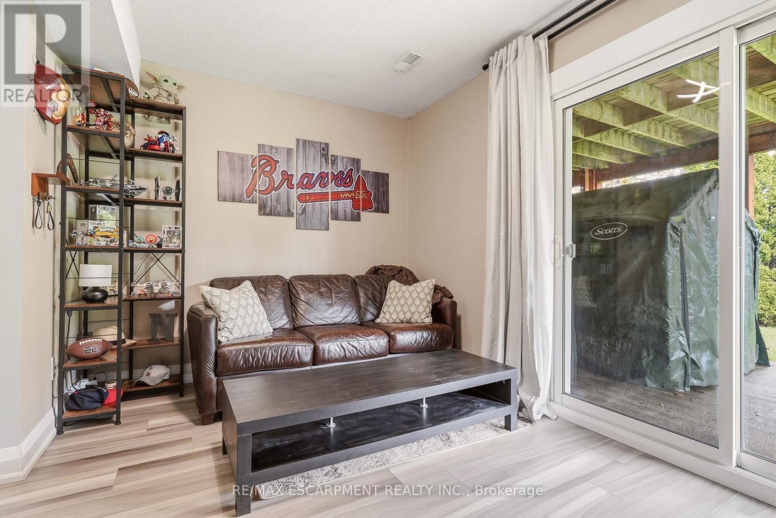 #12 130 LIVINGSTON AVENUE - 9