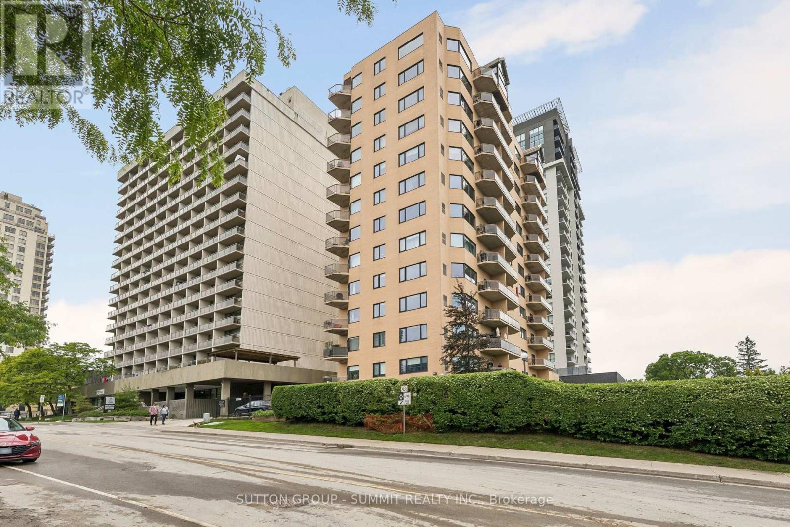 #1102 19 KING STREET - 1