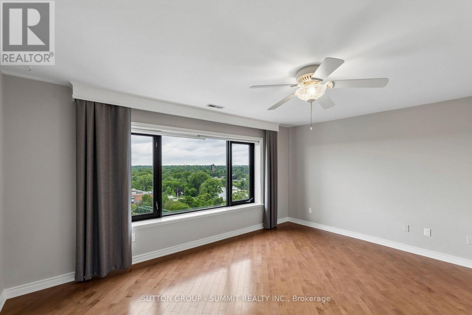 #1102 19 KING STREET - 29