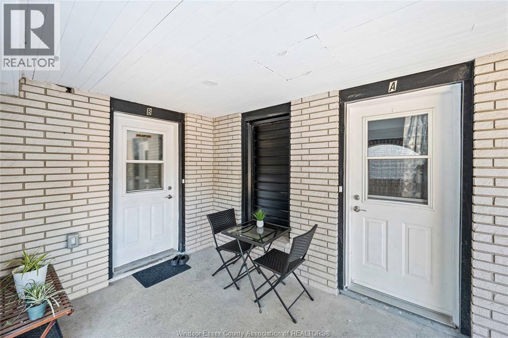 143 WELLINGTON STREET - 11