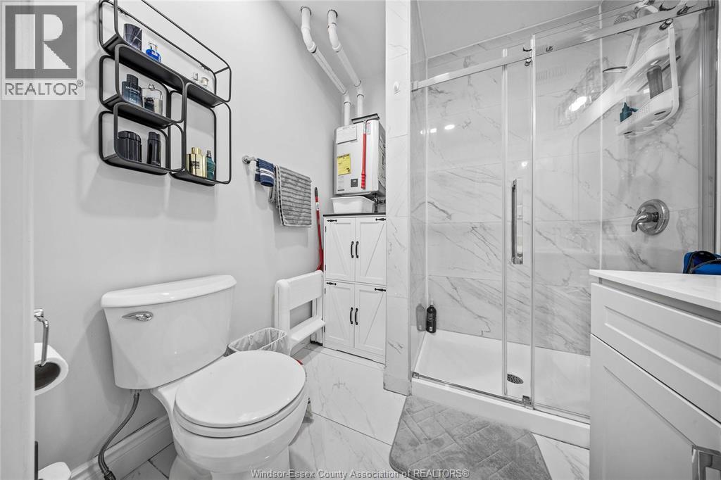 143 WELLINGTON STREET - 39