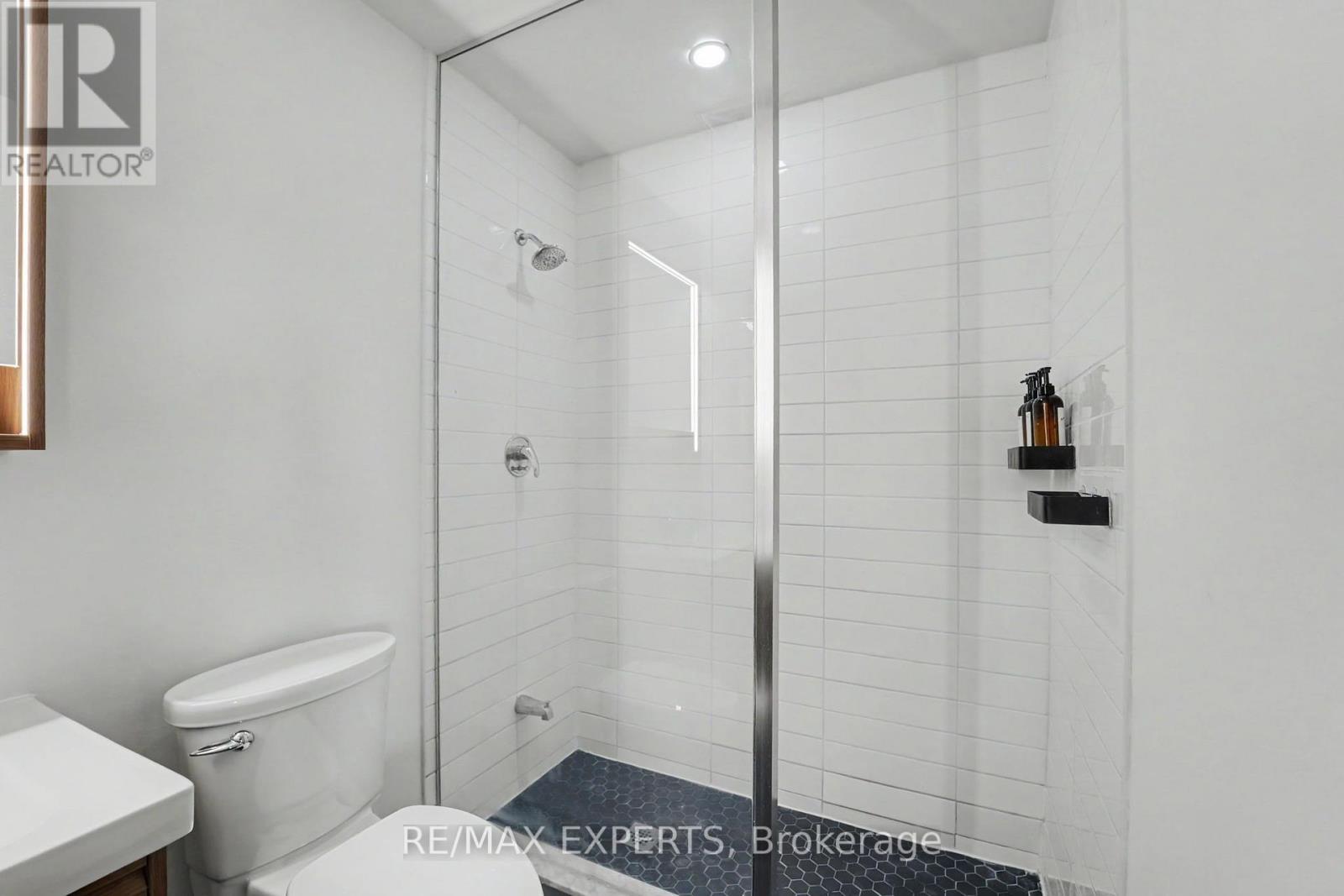 #1001 55 EAST LIBERTY STREET - 20