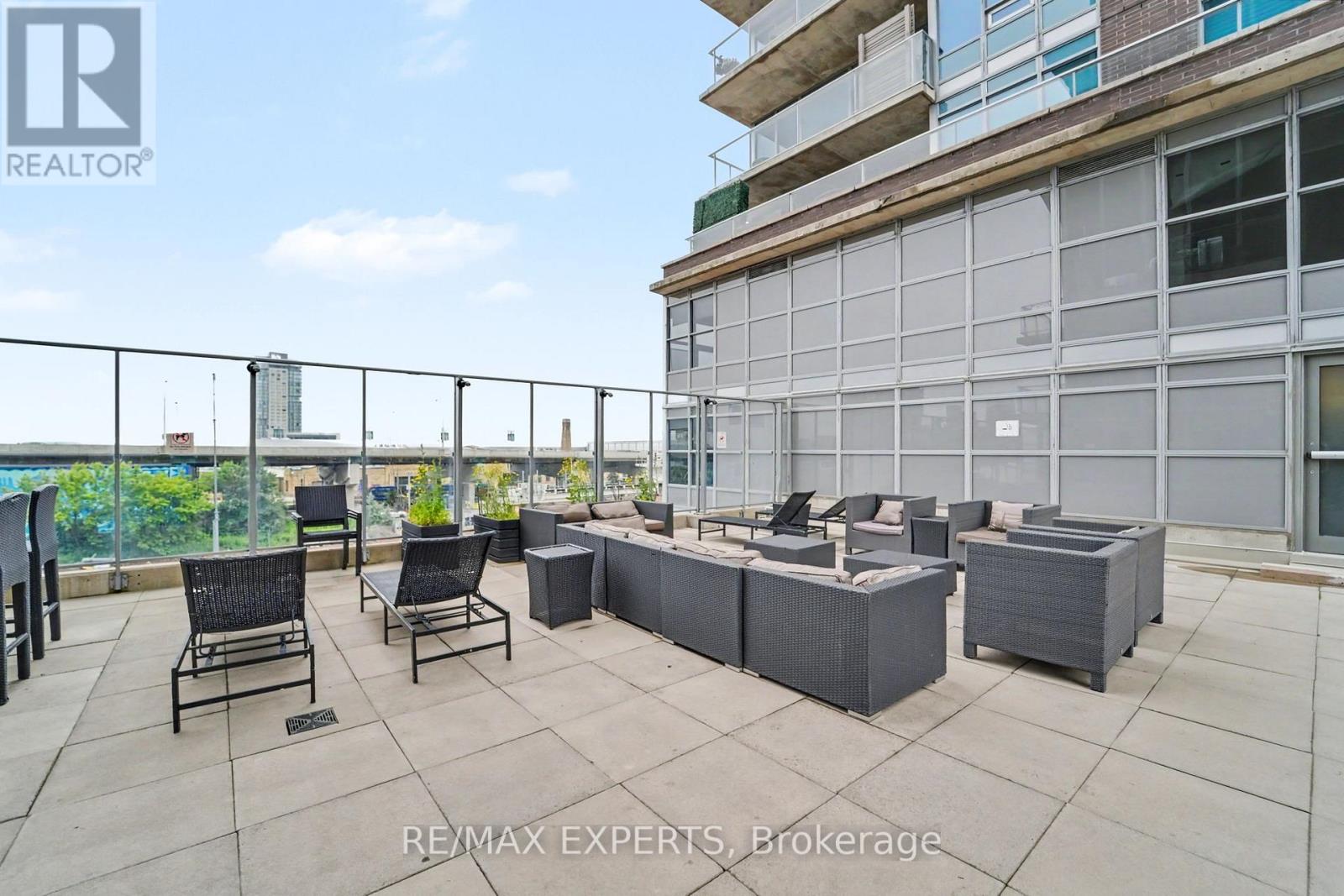 #1001 55 EAST LIBERTY STREET - 28