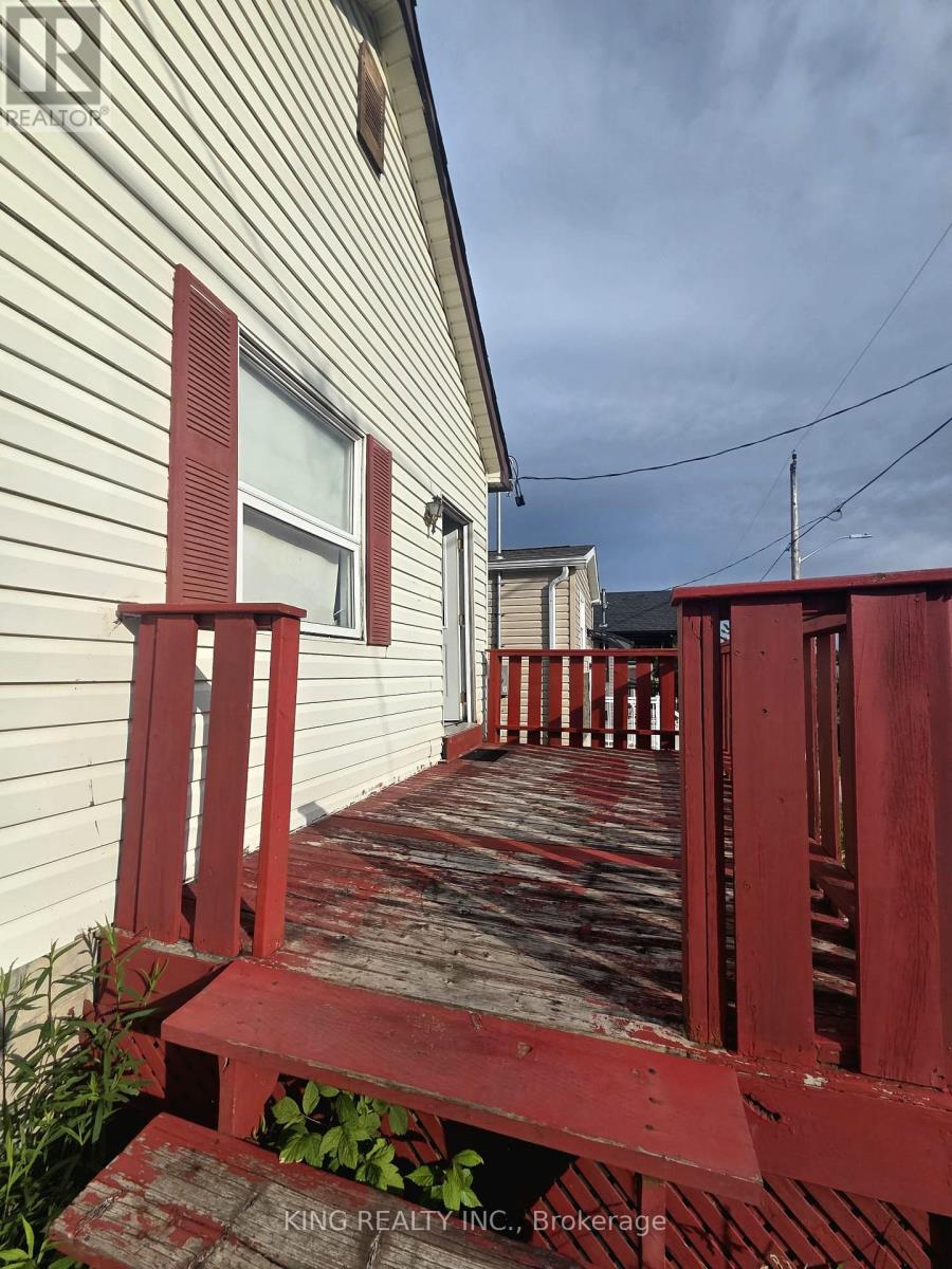 24 BOULLEE STREET - 19