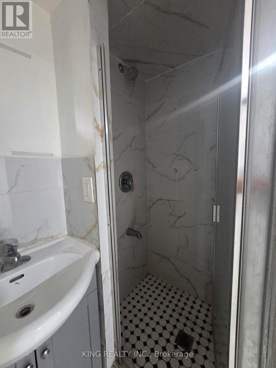 24 BOULLEE STREET - 12
