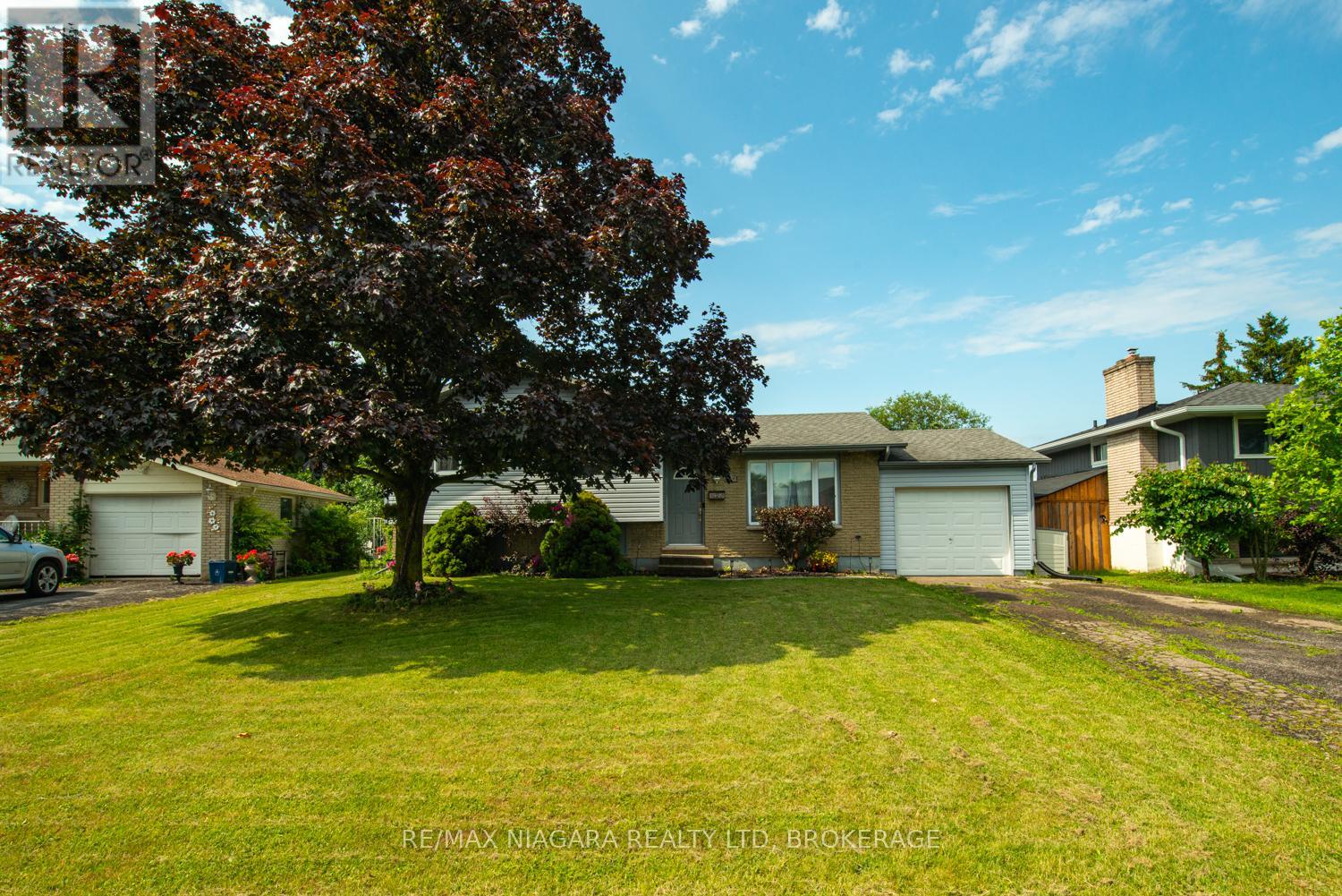 47 ELMVALE CRESCENT - 2