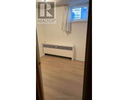 Bedroom 3 - 10 Millgate Crescent, Toronto, ON M2K1L6 Photo 8