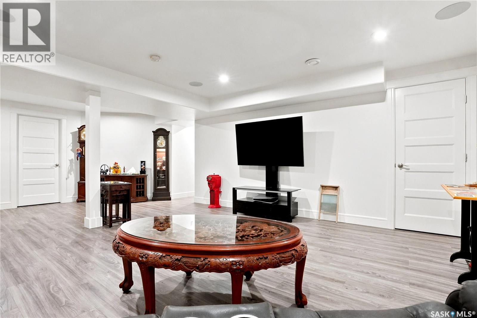 103 Mallin CRESCENT — photo 35