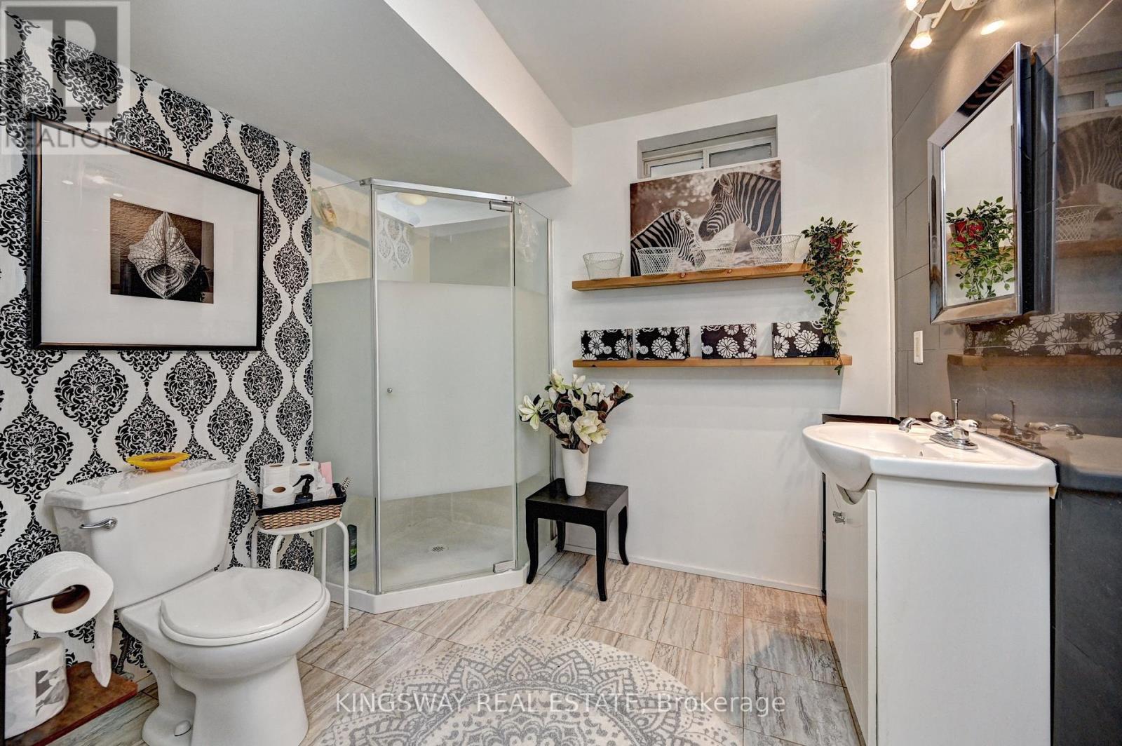 222 BALDWIN DRIVE - 35