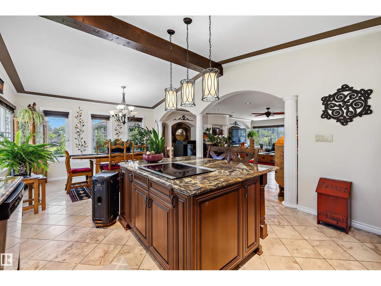 11124 110A AV NW NW - 19