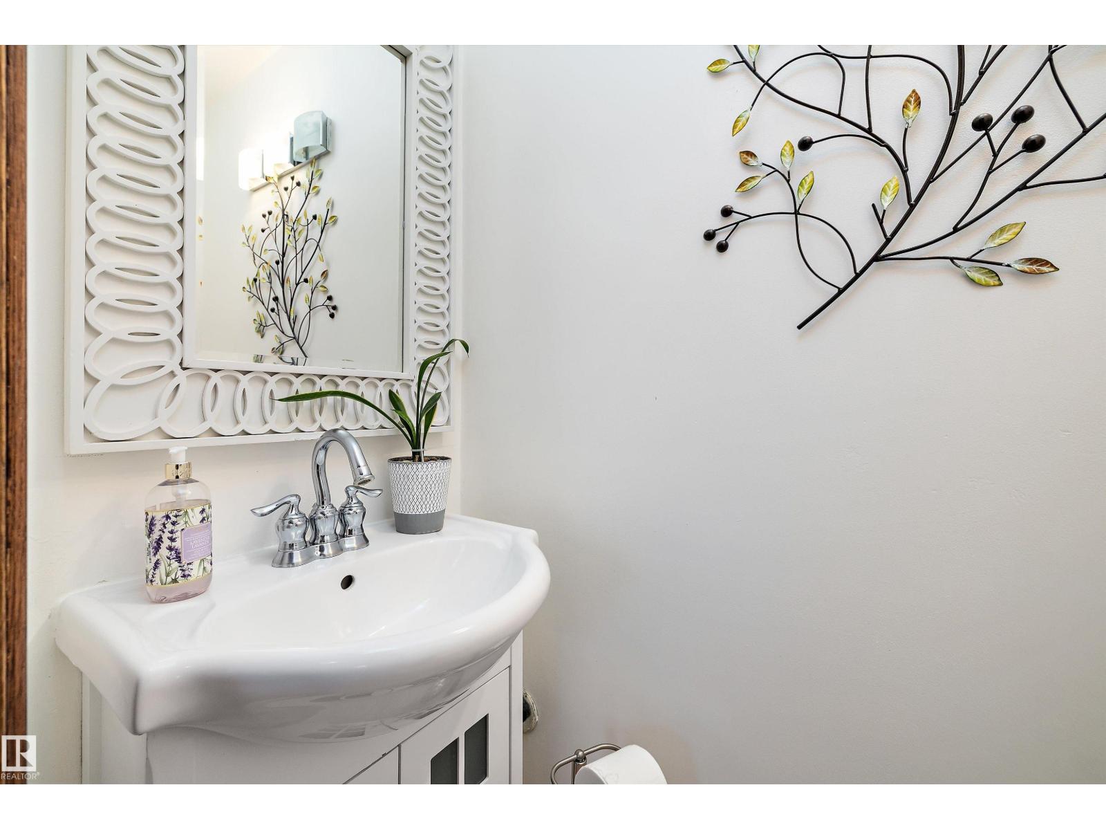 11124 110A AV NW NW - 21