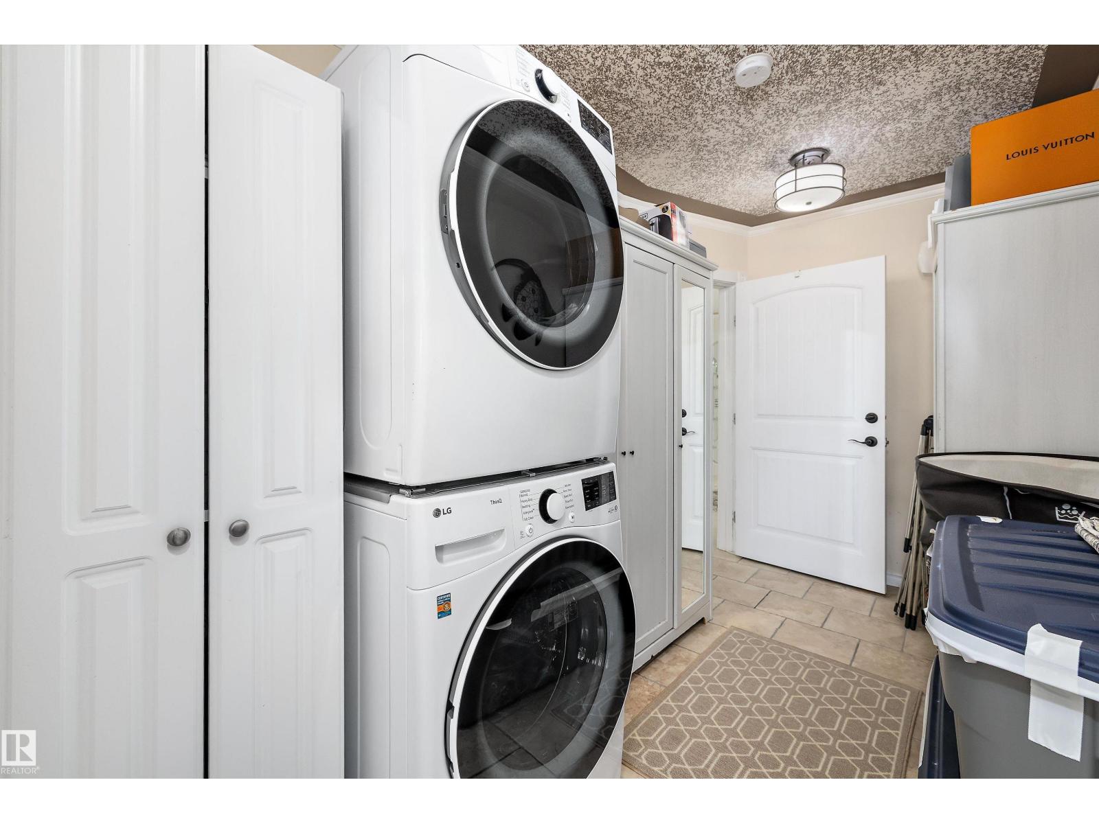 11124 110A AV NW NW - 22
