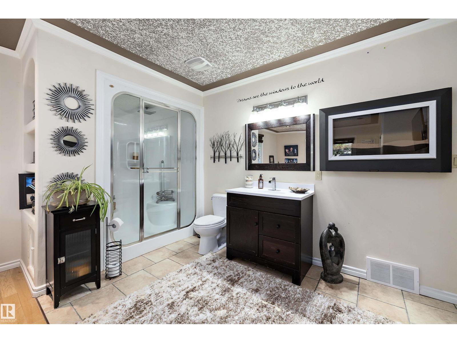 11124 110A AV NW NW - 24