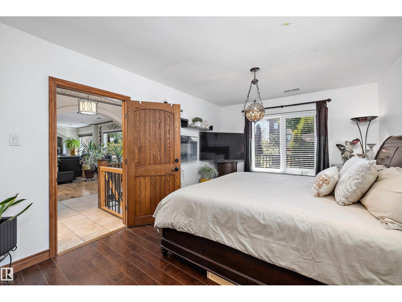 11124 110A AV NW NW - 29