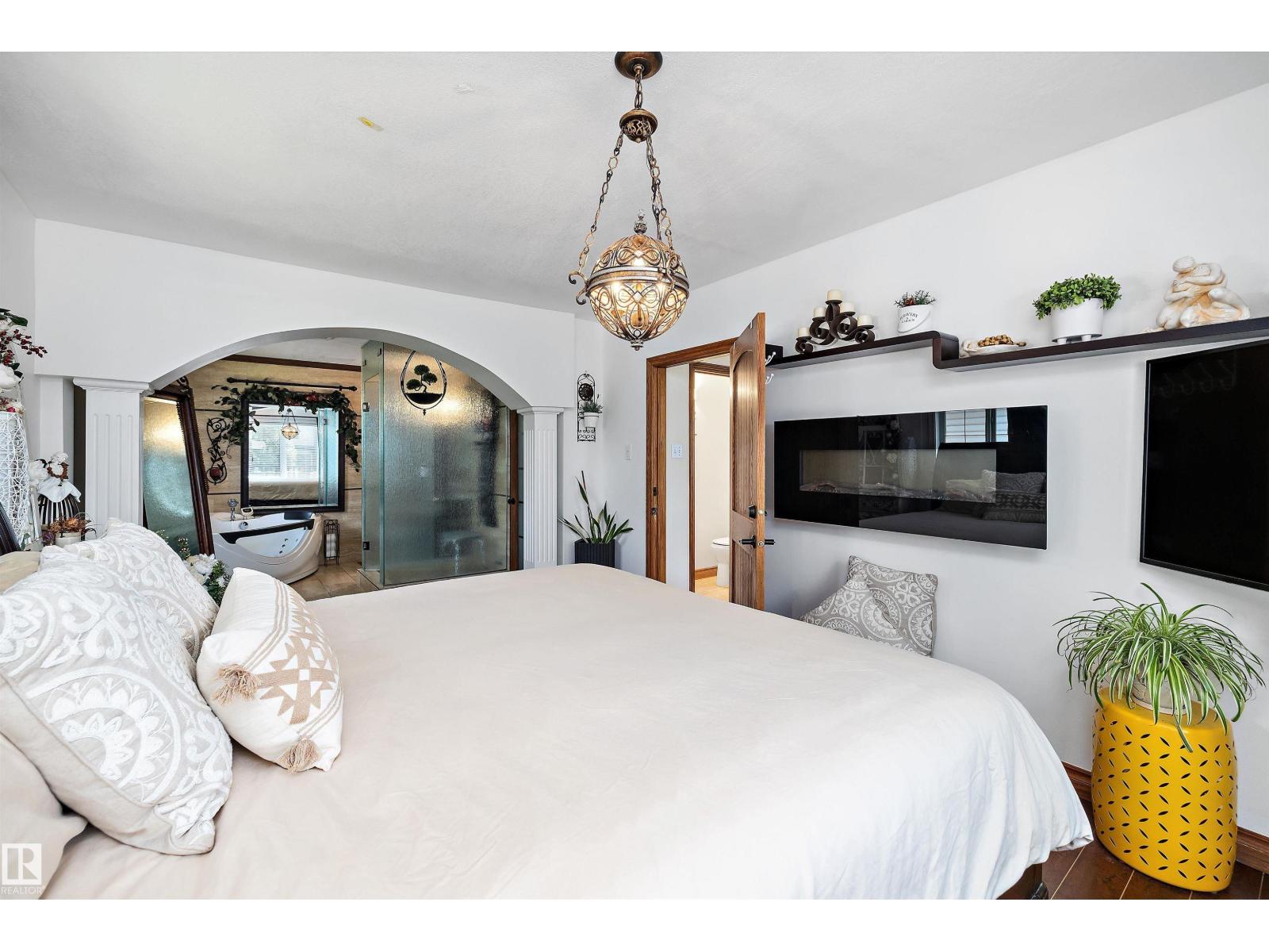 11124 110A AV NW NW - 30