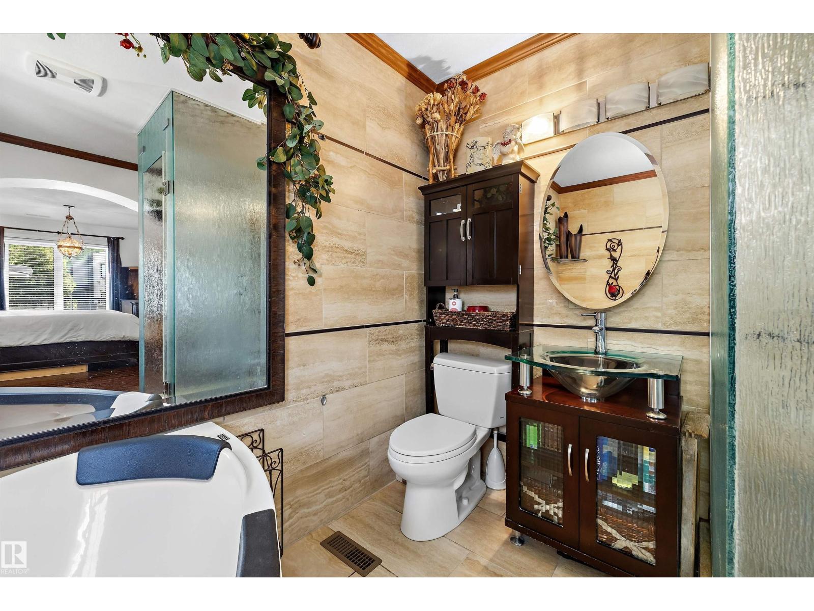 11124 110A AV NW NW - 34