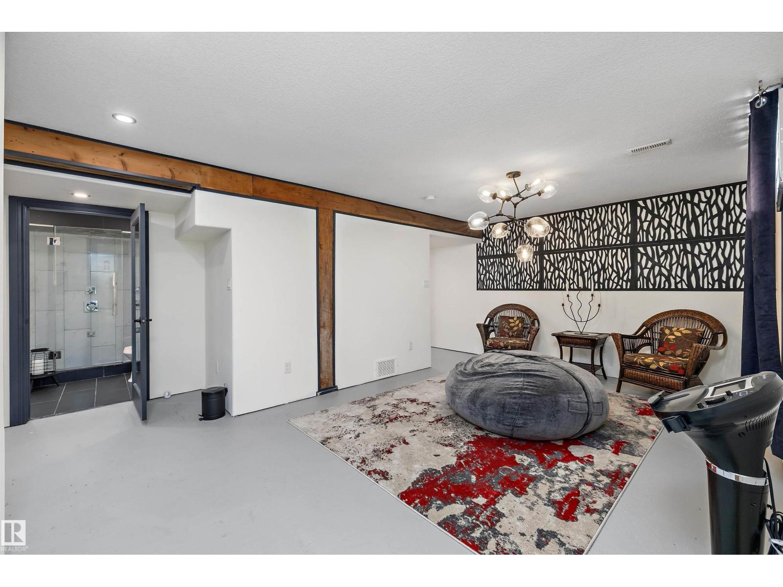 11124 110A AV NW NW - 36
