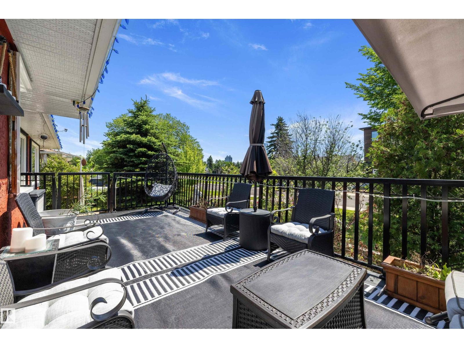 11124 110A AV NW NW - 50