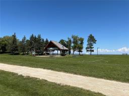 32 Main Street, Winnipeg Beach, MB R0C3G0 Photo 8