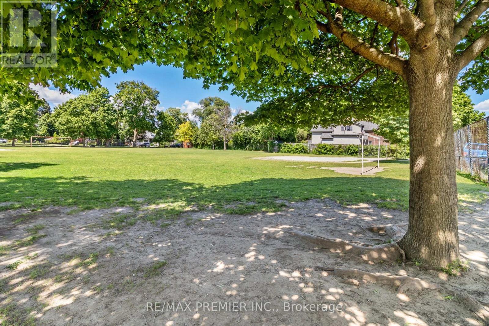224 JOHN STREET - 43
