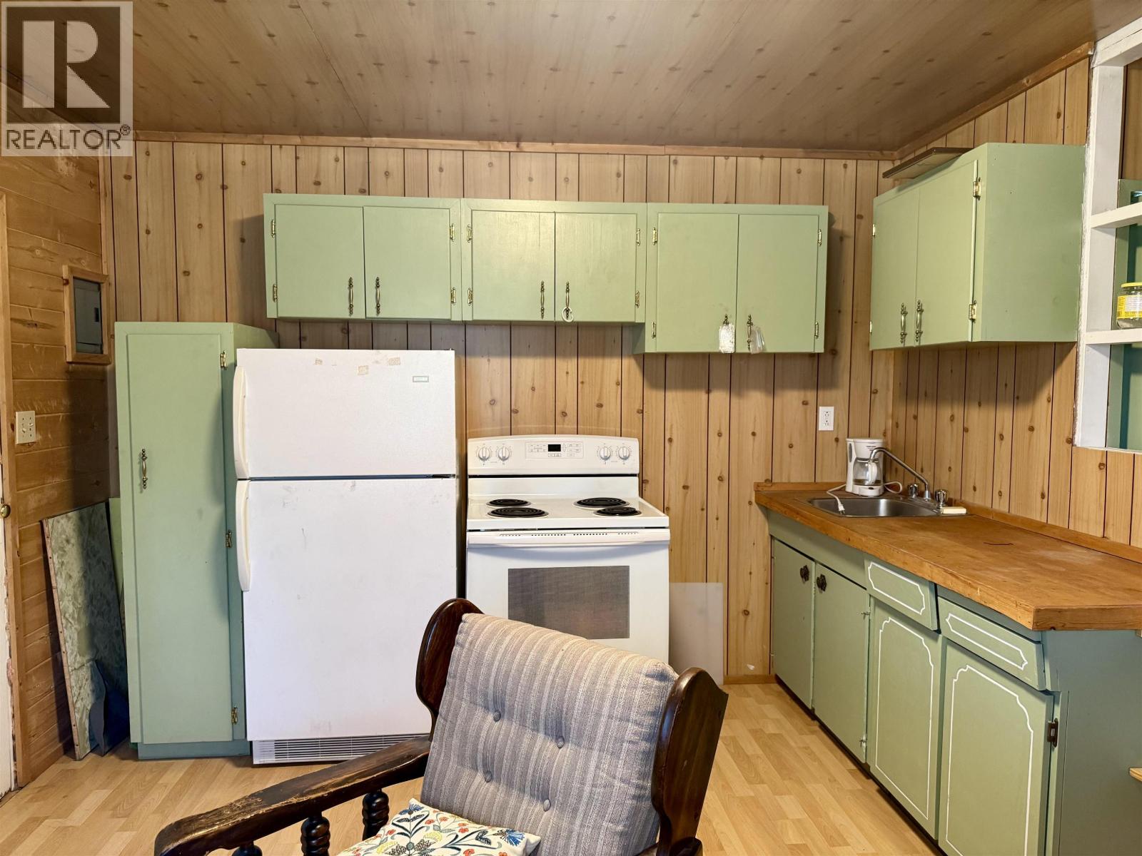 1042 DEAN RIVER PLACE - 34