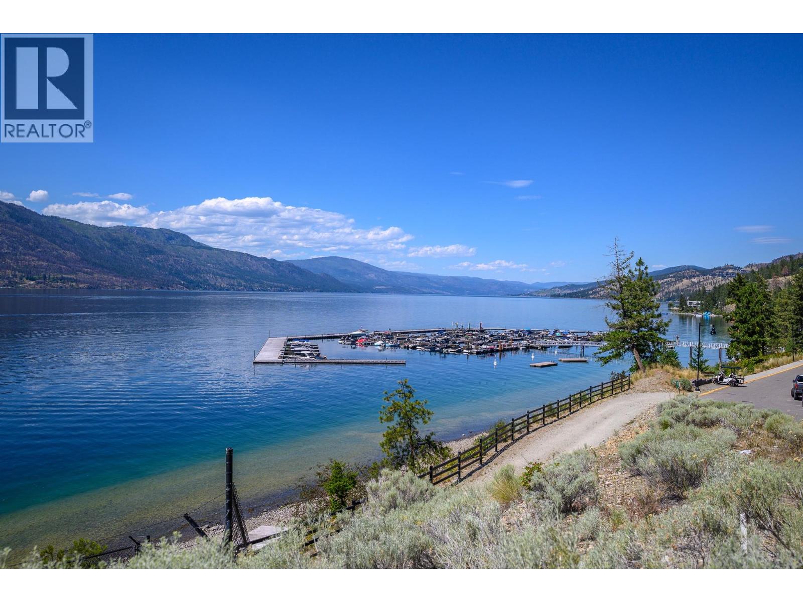211 3475 Granite Close, Kelowna