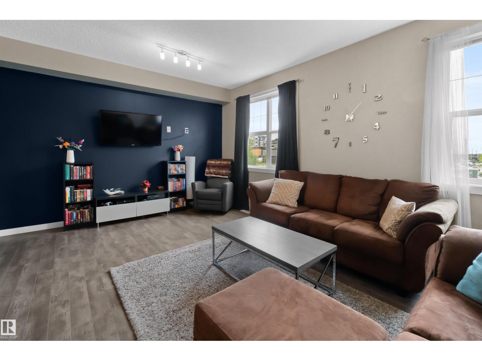 #13 2803 JAMES MOWATT TR SW — photo 9