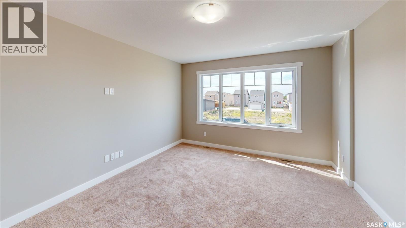 4804 Ferndale CRESCENT — photo 23