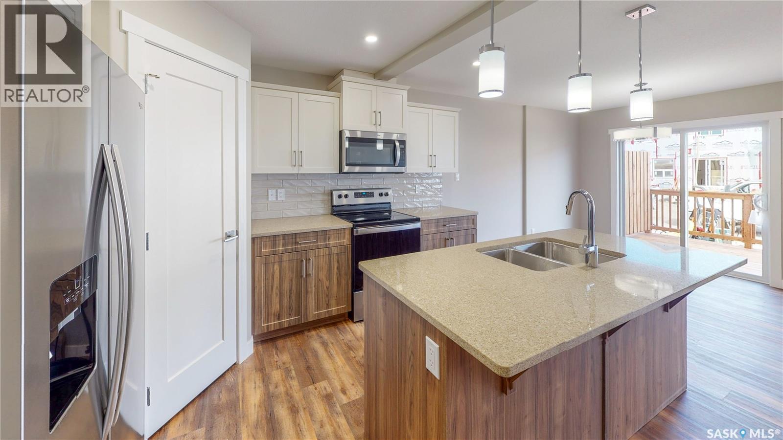 4804 Ferndale CRESCENT - photo 5