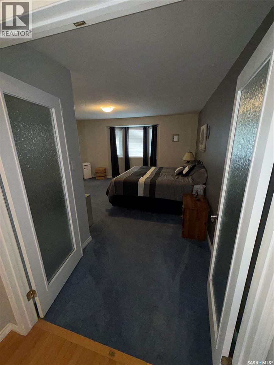 708 Adamson CRESCENT - 13